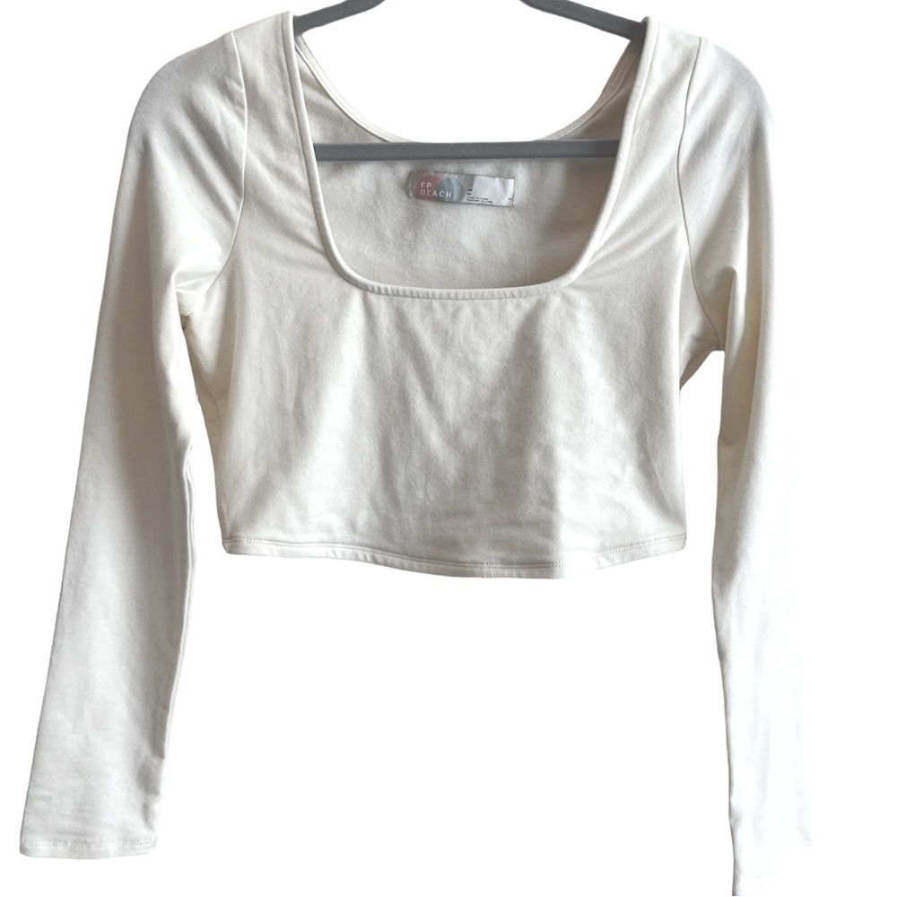 FP Beach NWT ivory crop top, long sleeves.  Size M